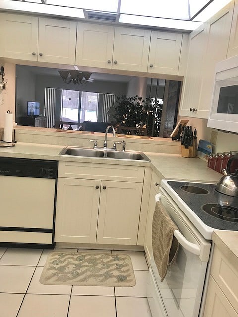 Furnished Finder property 881606_1 photo 15