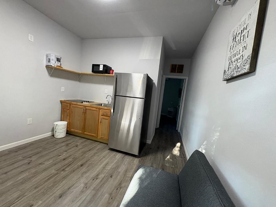 Furnished Finder property 881652_1 photo 6