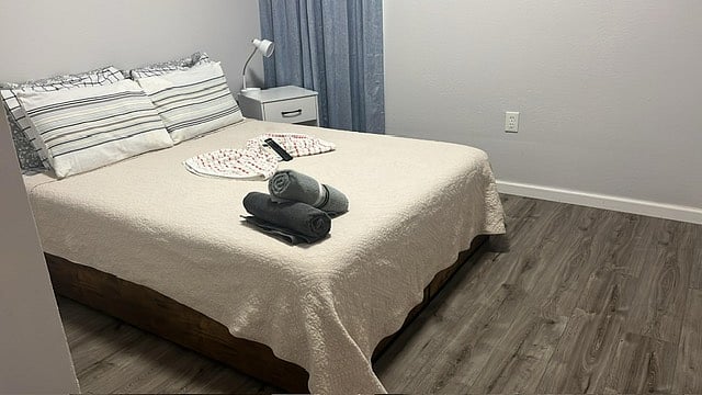 Furnished Finder property 881652_1 photo 10