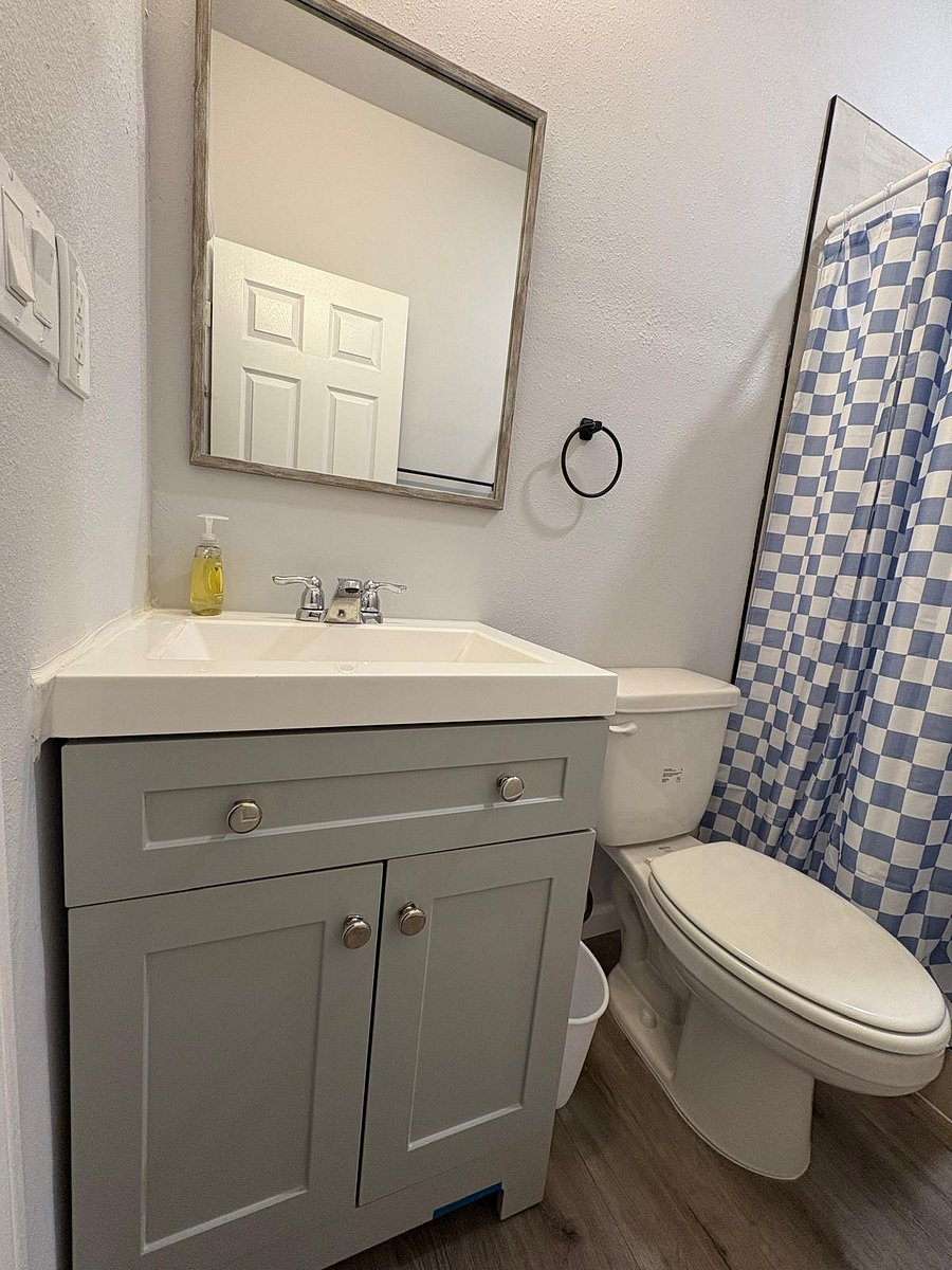 Furnished Finder property 881652_1 photo 12