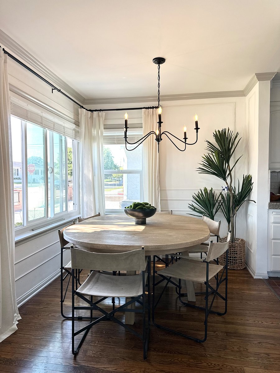 Dining room (shared)