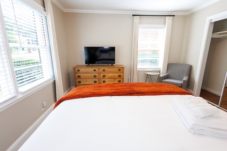 Furnished Finder property 881679_1 photo 12