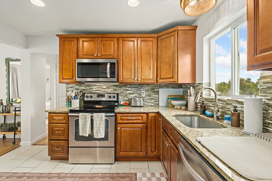 Furnished Finder property 881687_2 photo 9