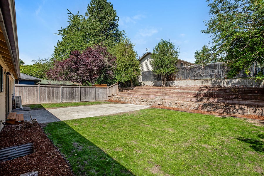 Furnished Finder property 881704_1 photo 12