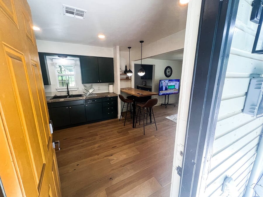 Furnished Finder property 881725_1 photo 6