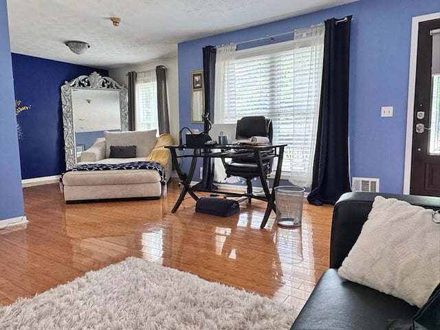 Furnished Finder property 881733_1 photo 3