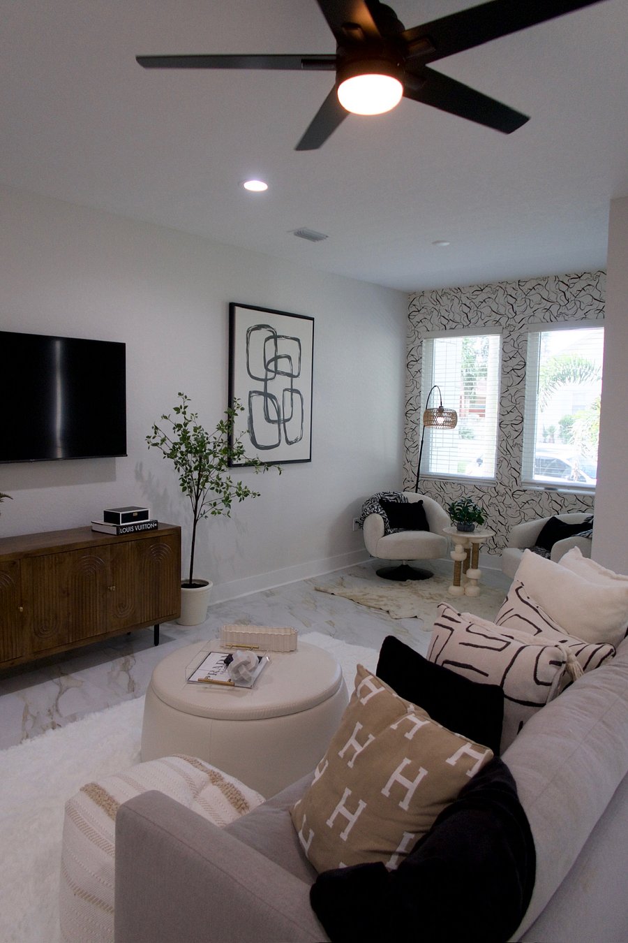 Furnished Finder property 881762_1 photo 4