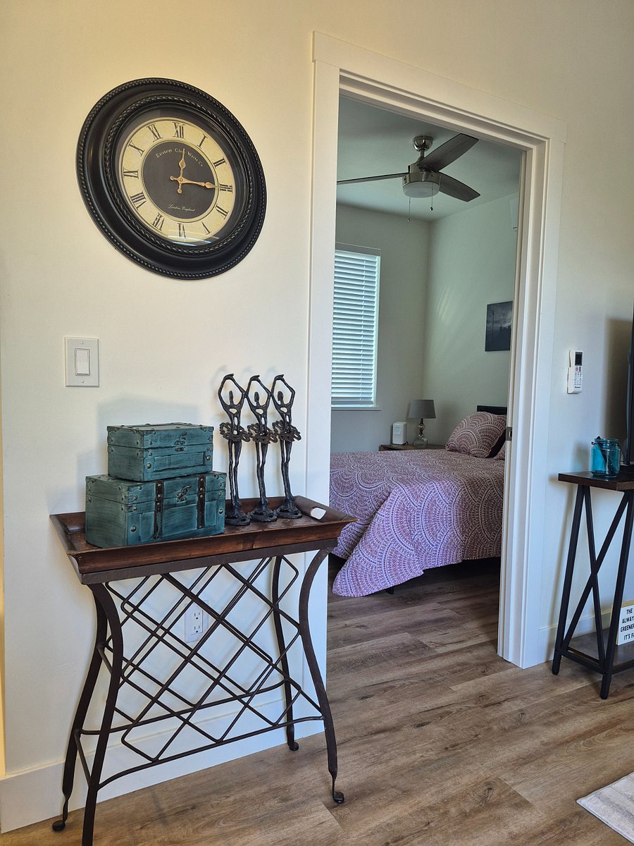 Furnished Finder property 881780_1 photo 3