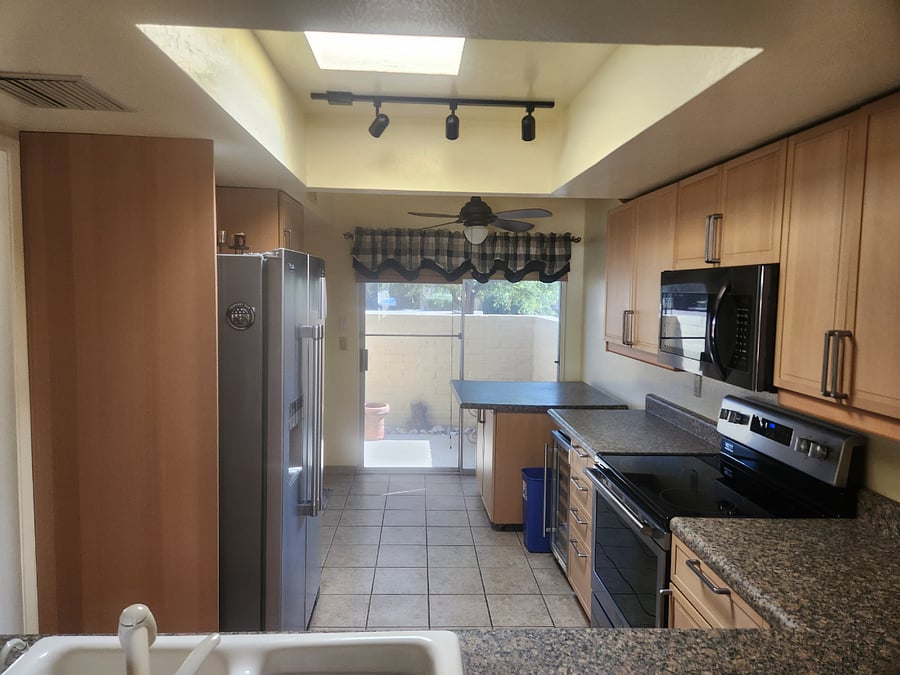 Furnished Finder property 881789_1 photo 3
