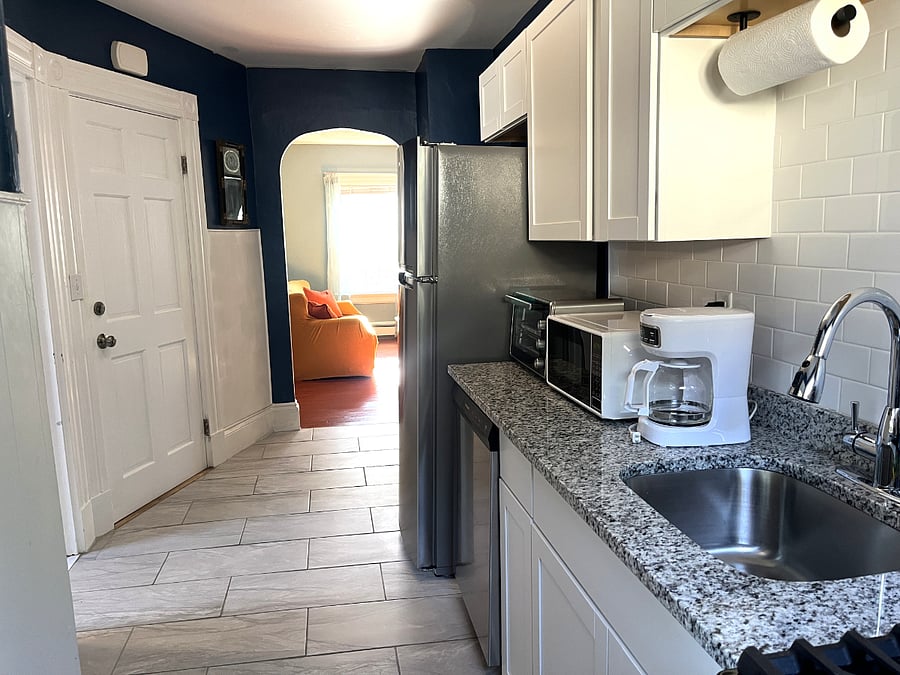Furnished Finder property 881792_2 photo 8