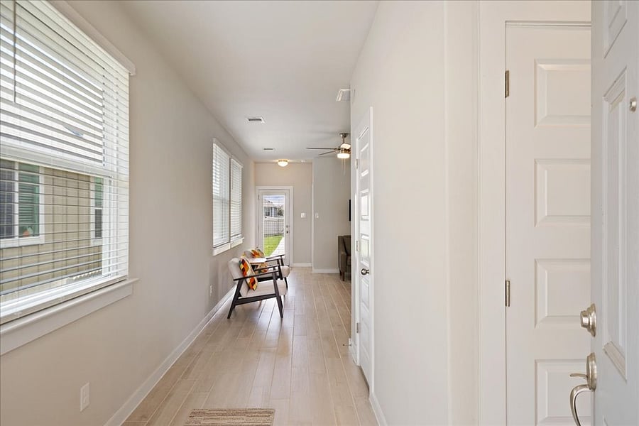 Furnished Finder property 881796_1 photo 12