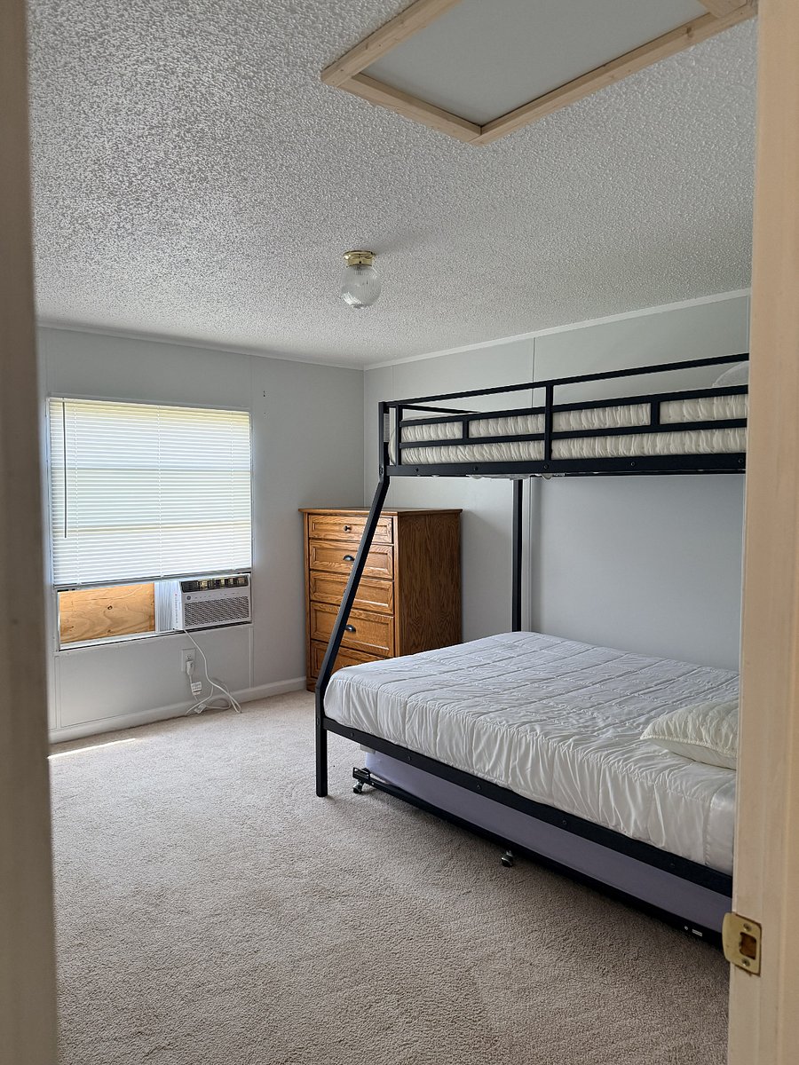 Furnished Finder property 881800_1 photo 31