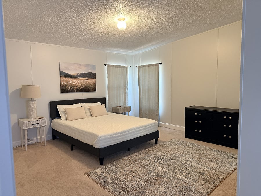 Furnished Finder property 881800_1 photo 32