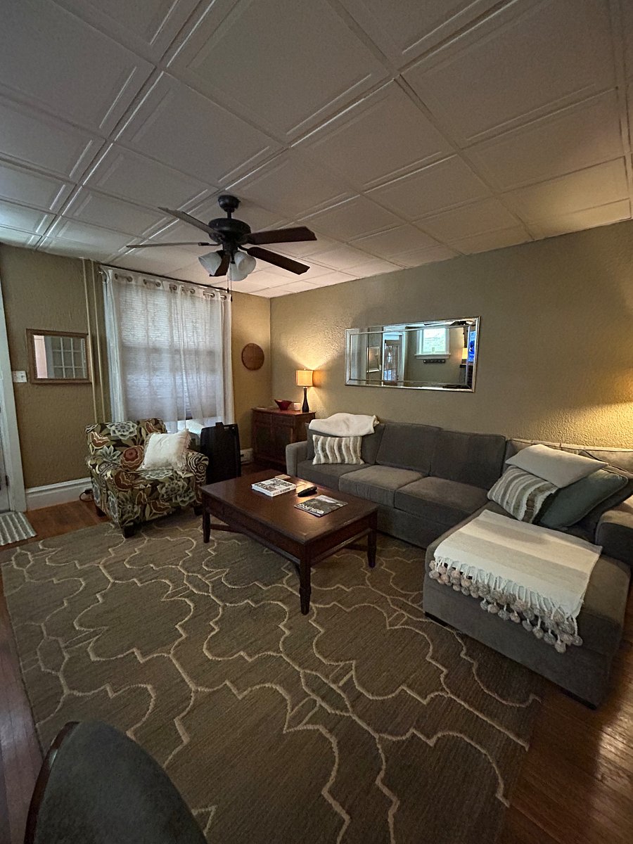 Furnished Finder property 881803_1 photo 3