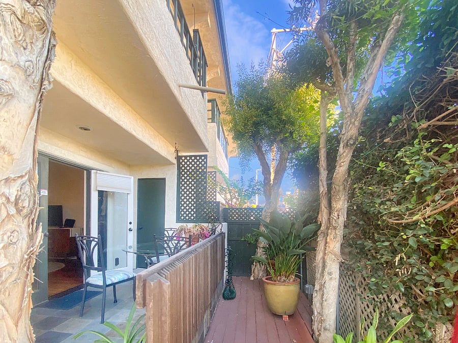 Furnished Finder property 881813_1 photo 9