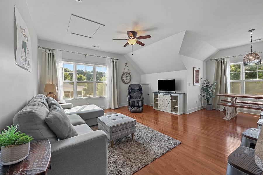 Furnished Finder property 881834_2 photo 7