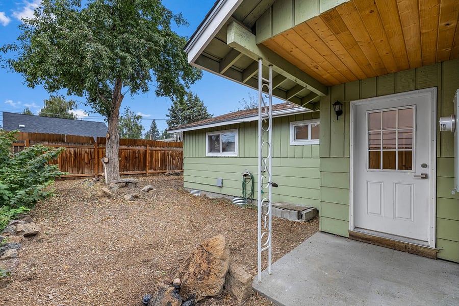 Furnished Finder property 881856_1 photo 15