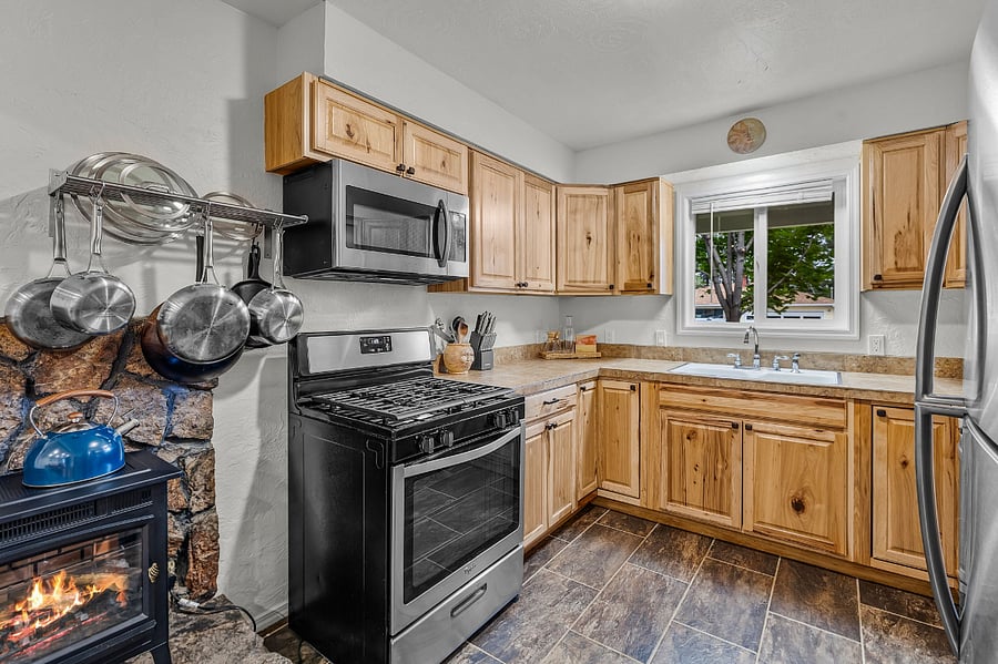 Furnished Finder property 881856_1 photo 22