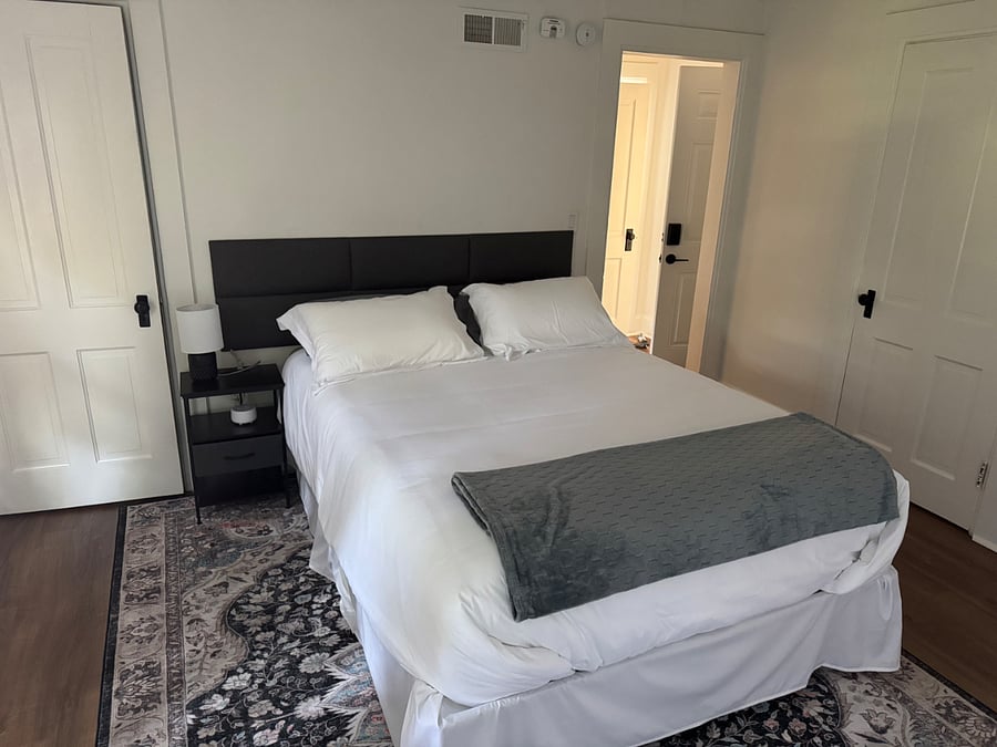 Furnished Finder property 881860_1 photo 9