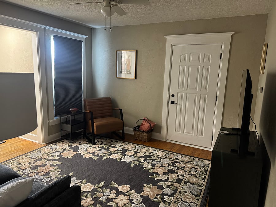Furnished Finder property 881860_4 photo 9