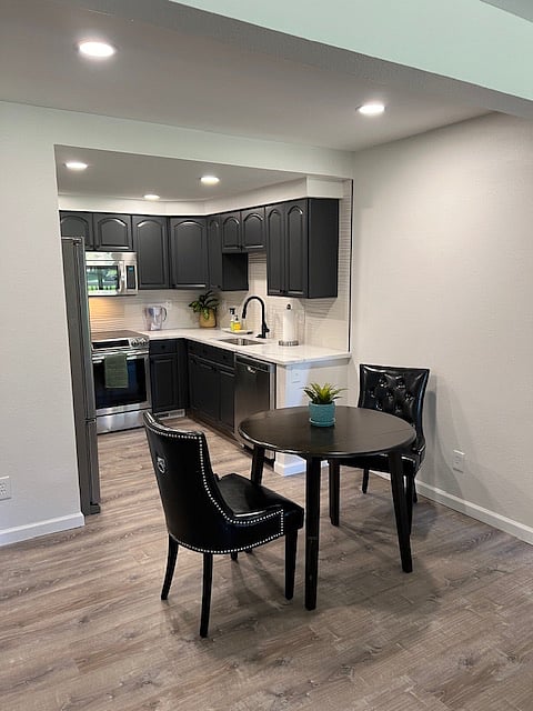 Furnished Finder property 881876_1 photo 5