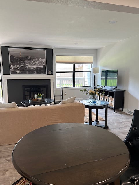 Furnished Finder property 881876_1 photo 4
