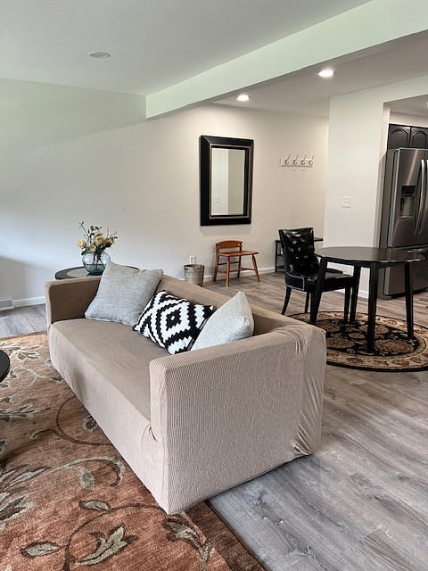 Furnished Finder property 881876_1 photo 11