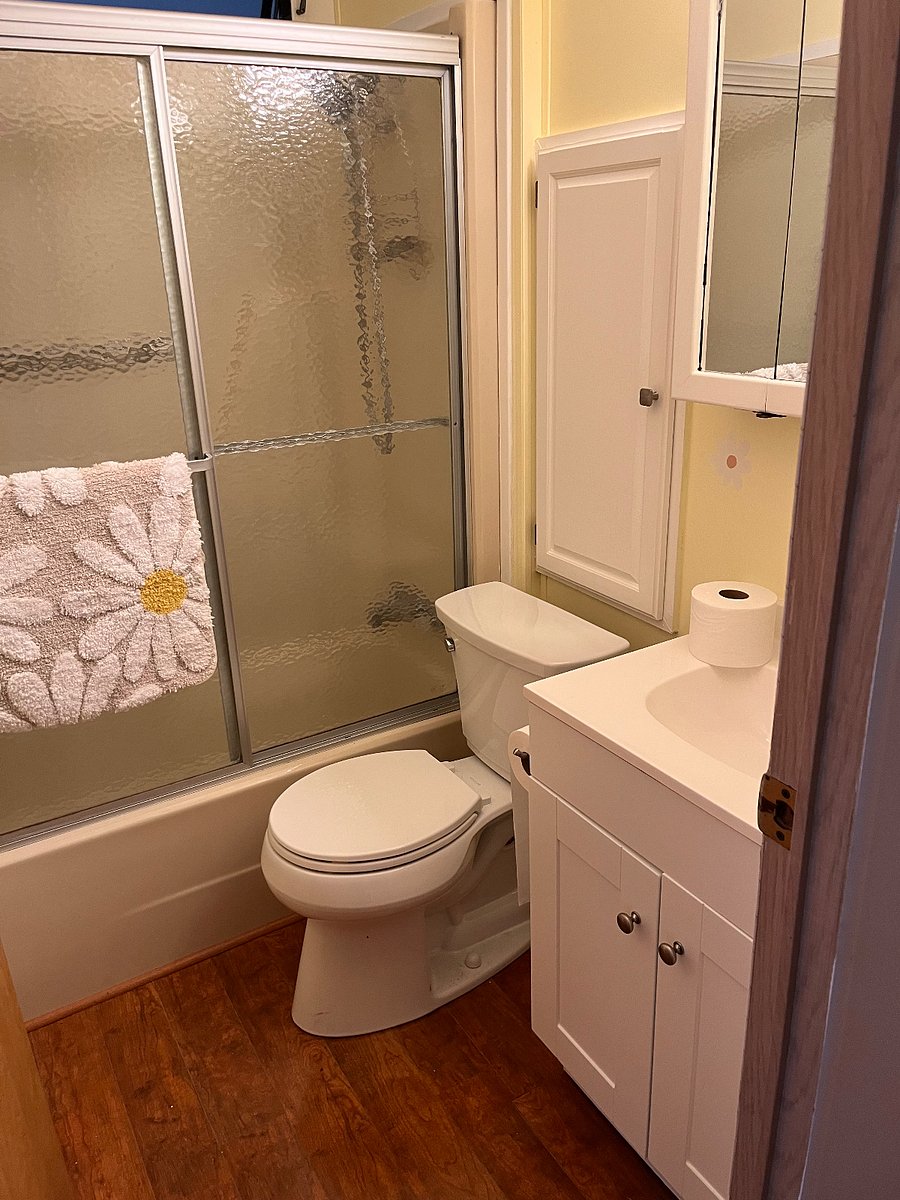 Furnished Finder property 881882_1 photo 14