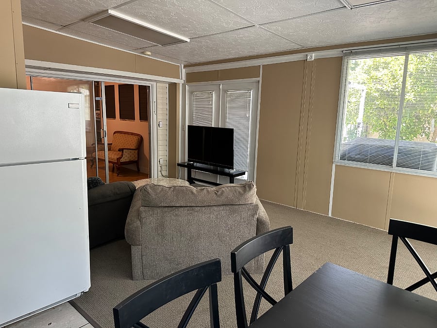 Furnished Finder property 881889_1 photo 11