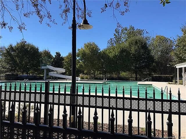 Furnished Finder property 881924_1 photo 13