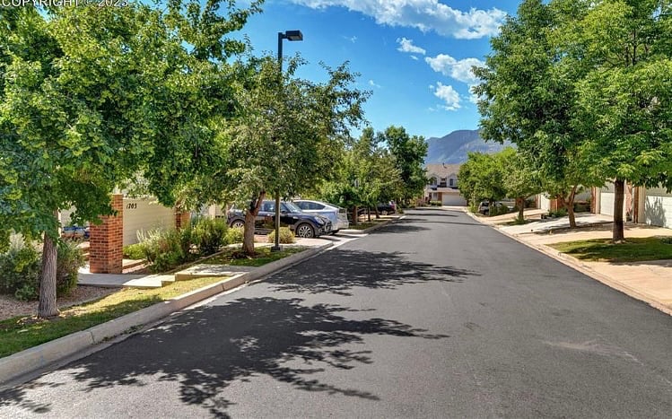 Furnished Finder property 881925_1 photo 16