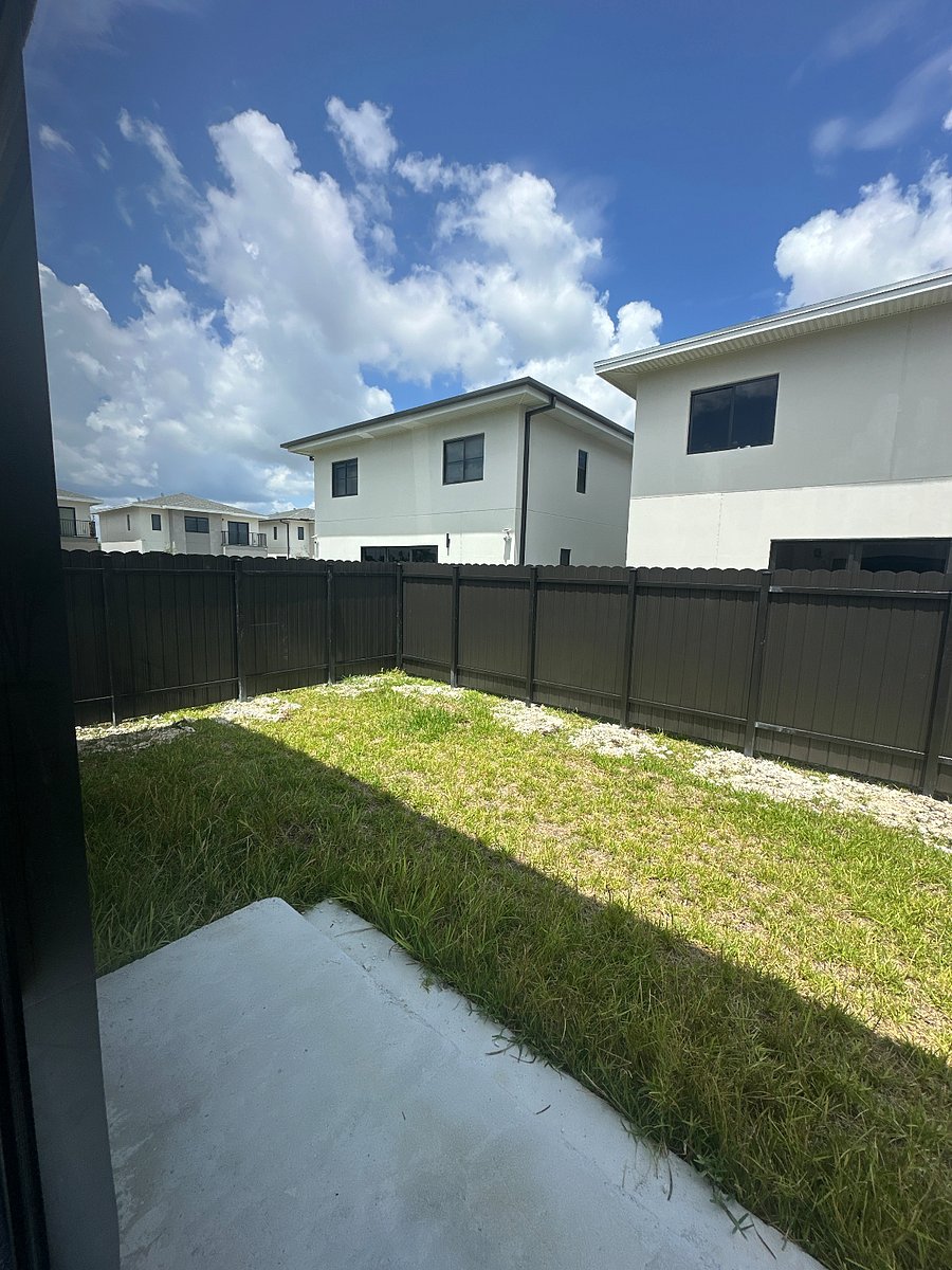 Furnished Finder property 881927_1 photo 9