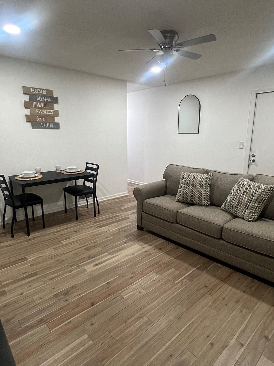 Furnished Finder property 881946_1 photo 2
