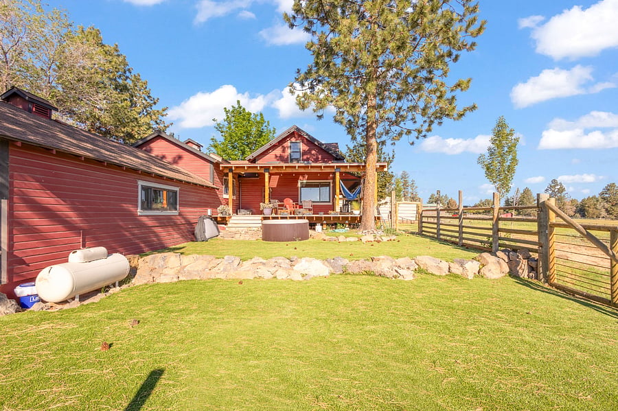 Furnished Finder property 881973_1 photo 17