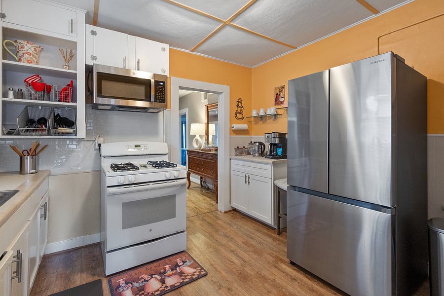 Full size fridge with water pitcher and 2 sizes of ice