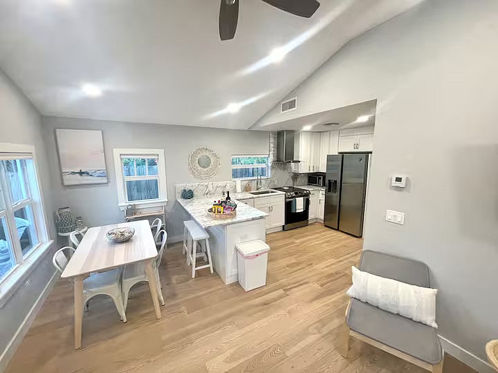 Furnished Finder property 882047_1 photo 11