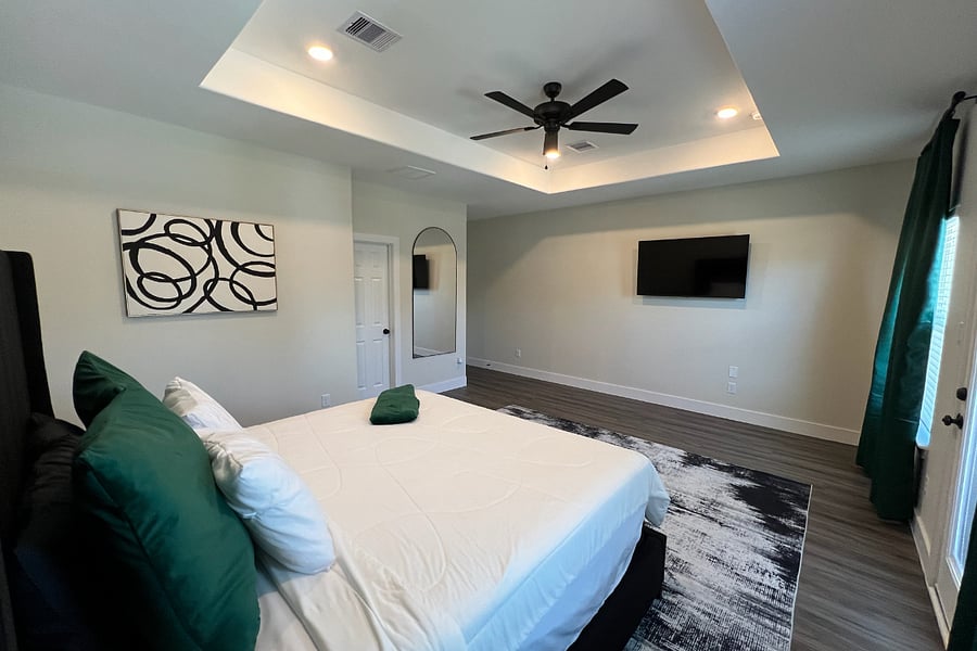 Furnished Finder property 882059_1 photo 8