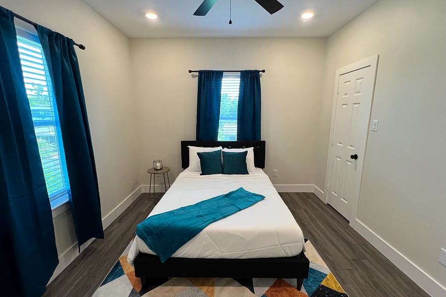 Furnished Finder property 882059_1 photo 12