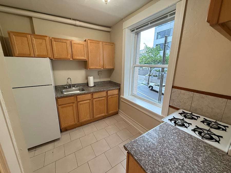 Furnished Finder property 882072_1 photo 4