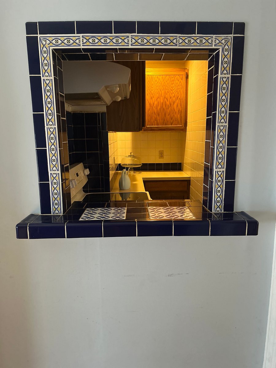 Cute and fun tile!