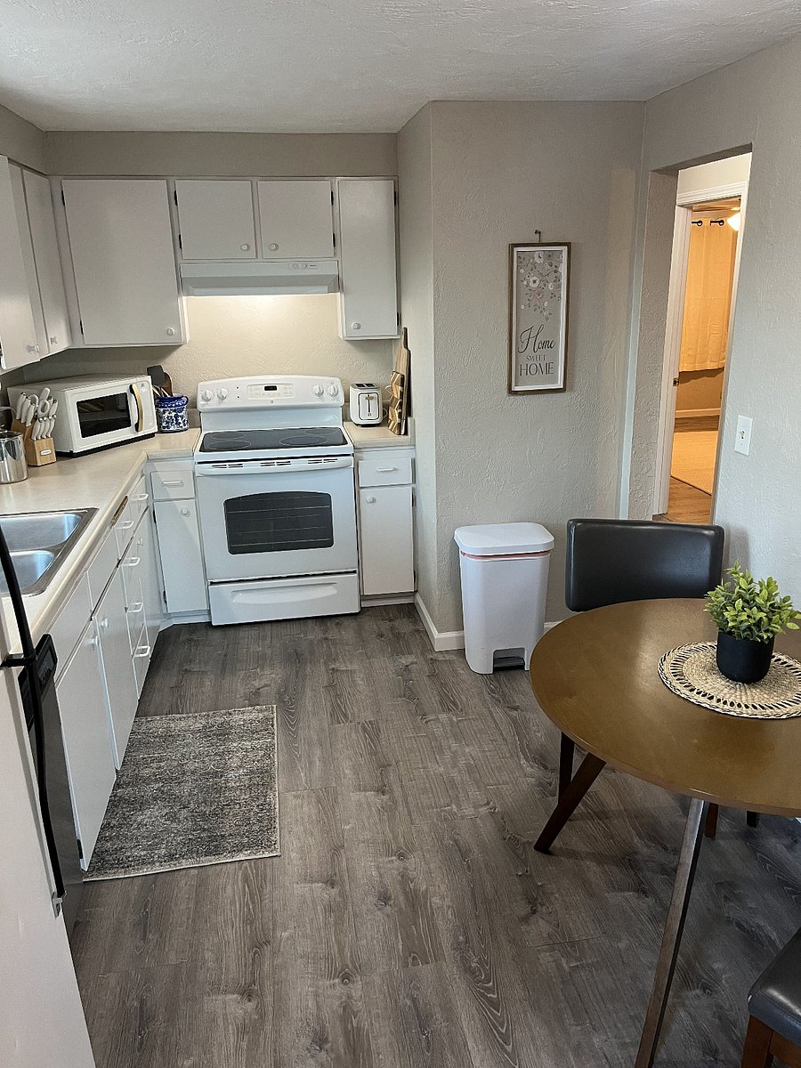 Furnished Finder property 882125_1 photo 27