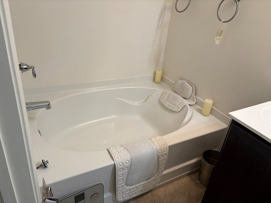 Furnished Finder property 882137_1 photo 2