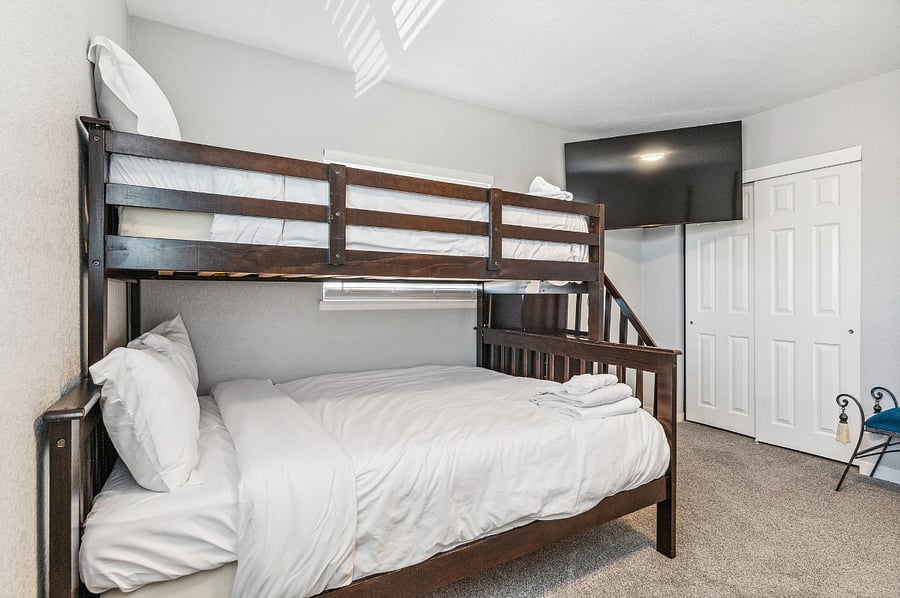 Furnished Finder property 882152_1 photo 15