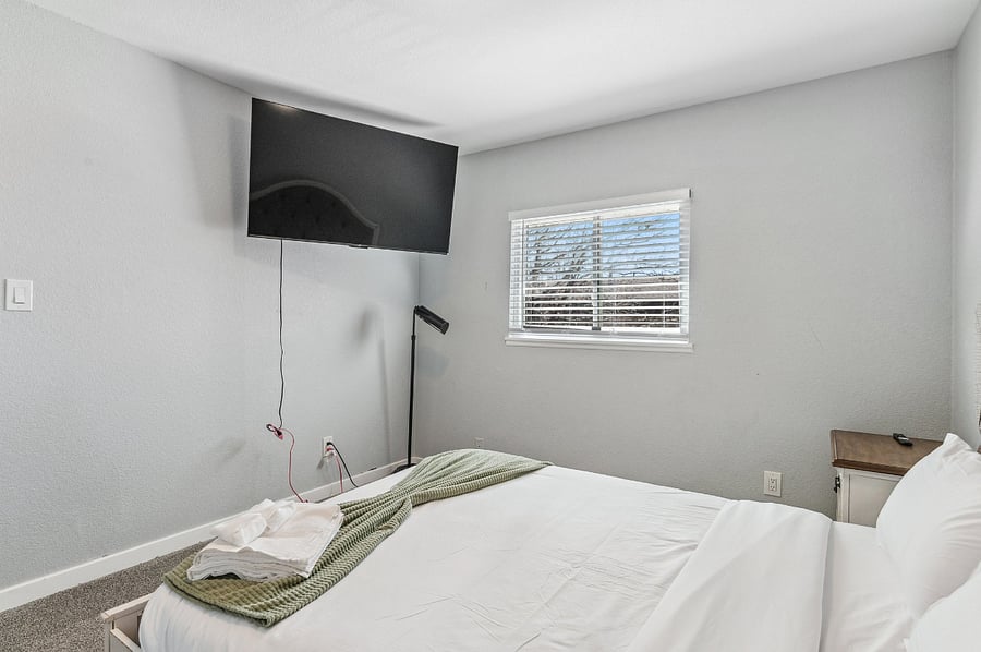 Furnished Finder property 882152_1 photo 16