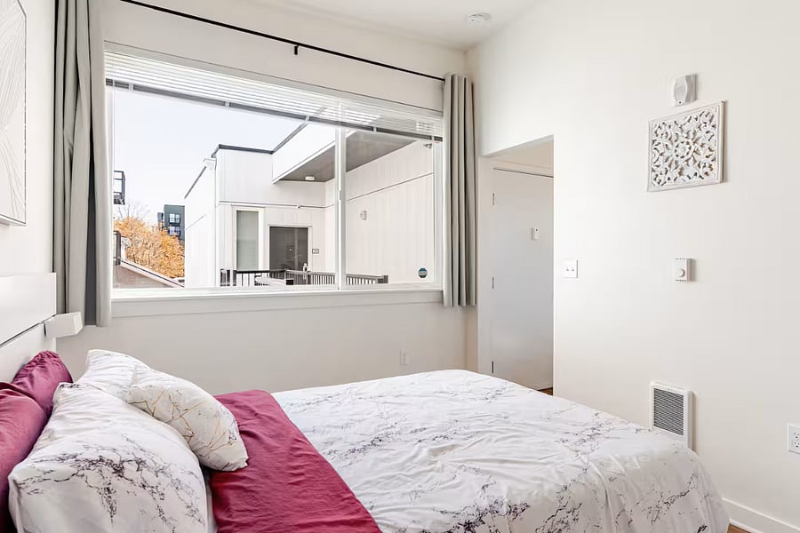 Furnished Finder property 882201_1 photo 8