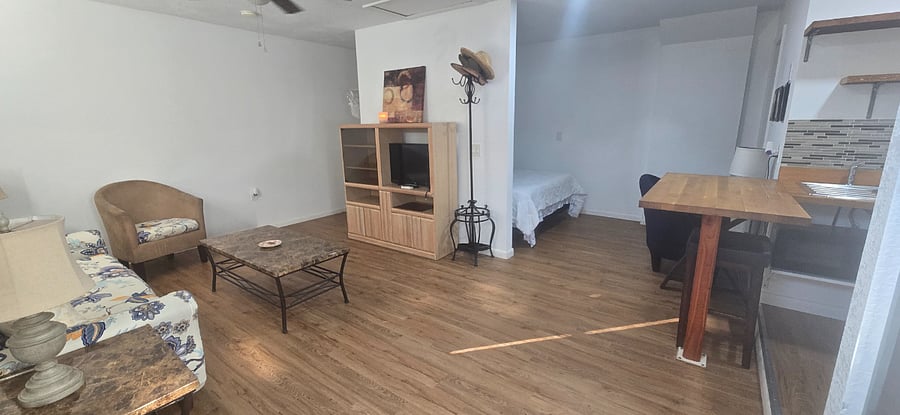 Furnished Finder property 882235_1 photo 9