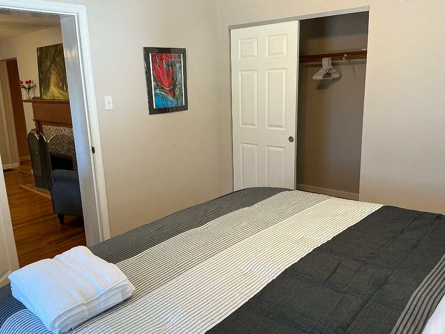 Furnished Finder property 882236_1 photo 24