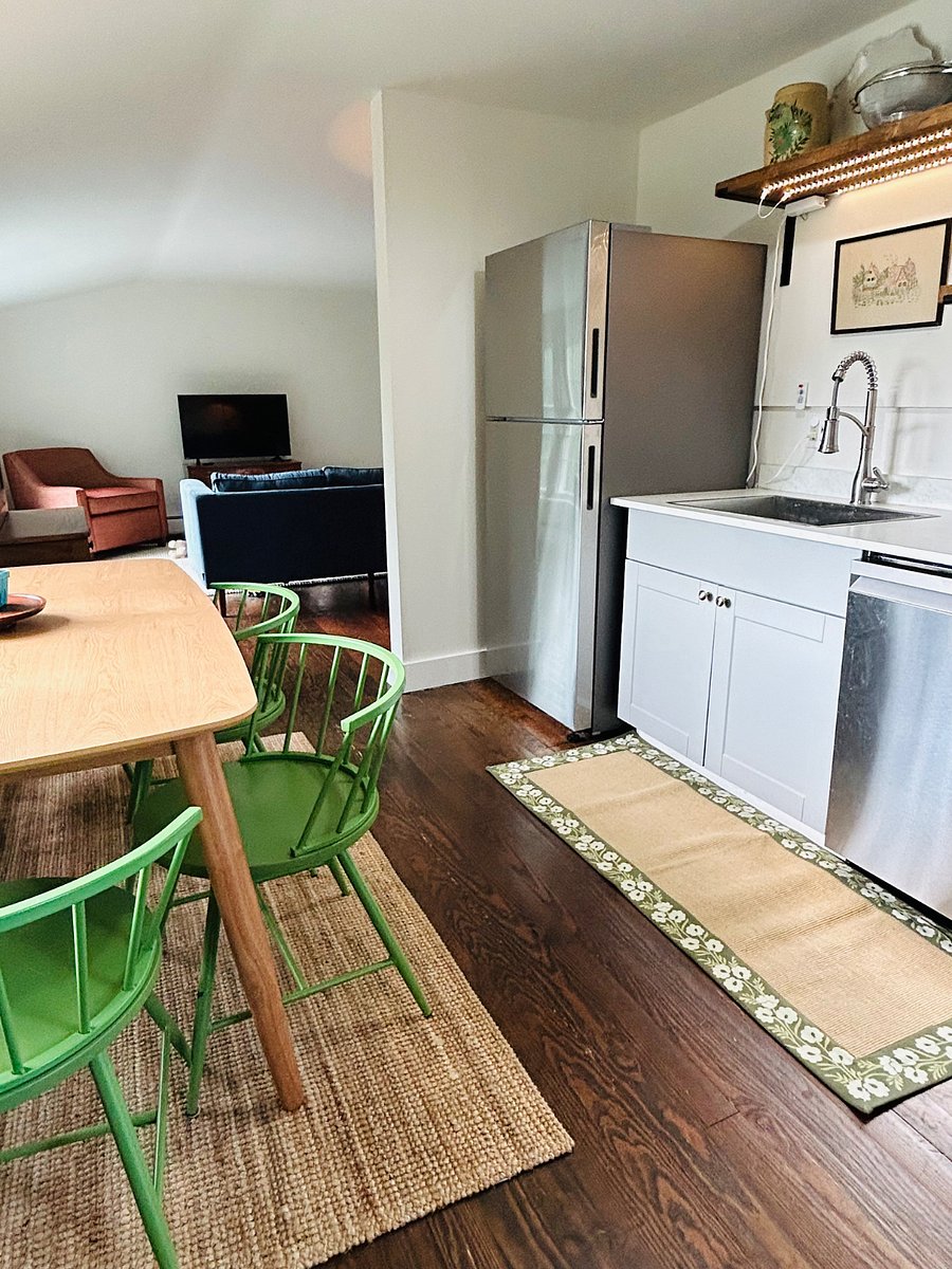 Furnished Finder property 882274_1 photo 11