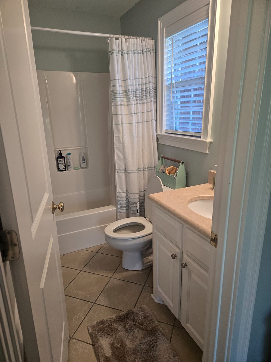 Furnished Finder property 882296_1 photo 3