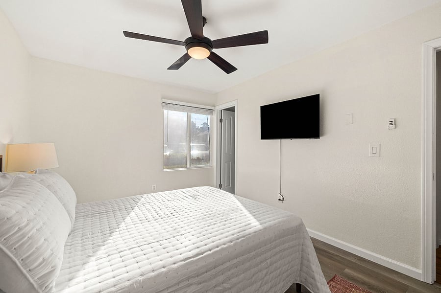 Furnished Finder property 882298_1 photo 26